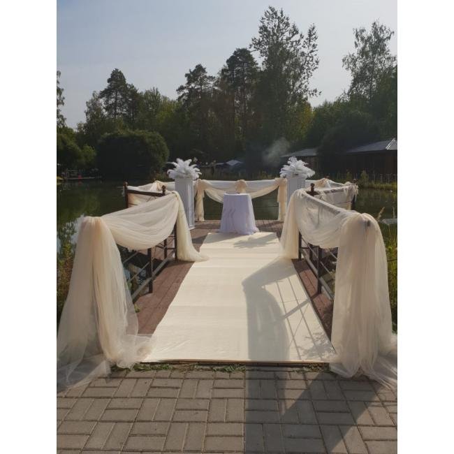 Белое оформление Нежность