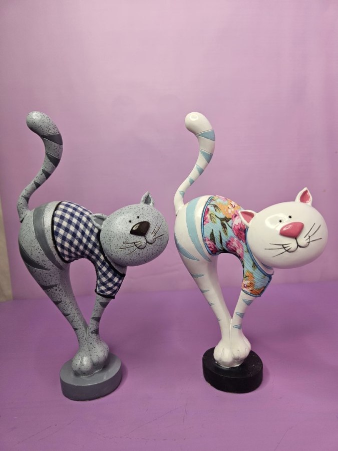 Интерьерный сувенир «Игривая кошка» — доставка цветов Королёве