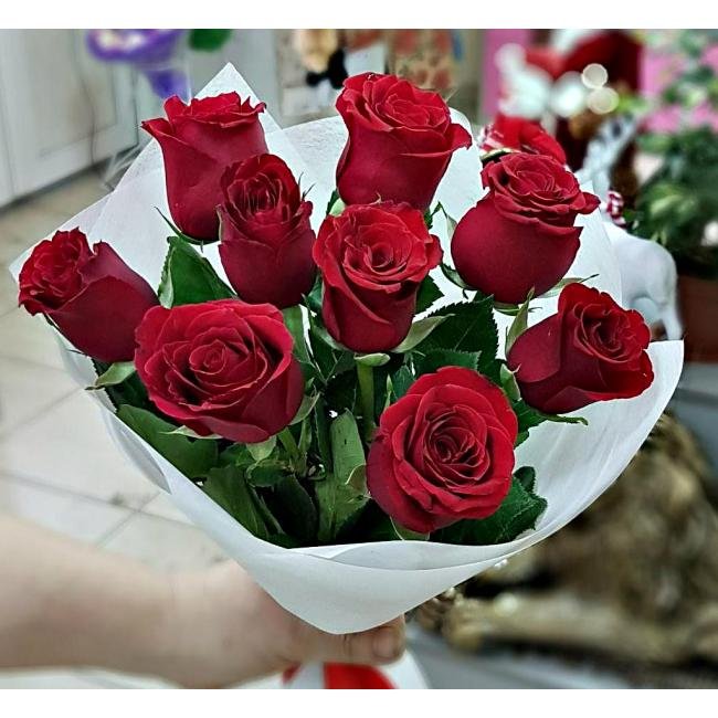 БУКЕТ ИЗ КРАСНЫХ РОЗ КРОТКОЕ СЕРДЦЕ
